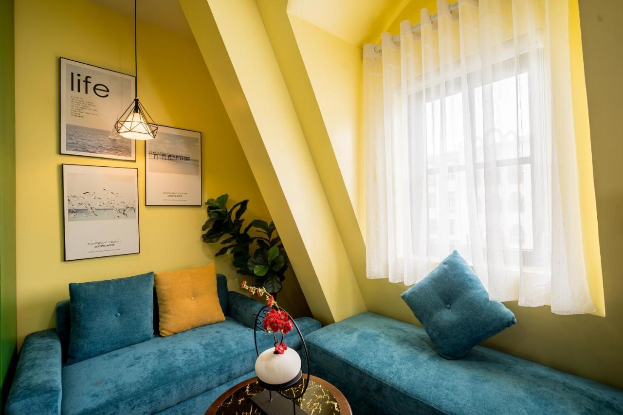 Paris Boutique Hotel Халонг Екстер'єр фото