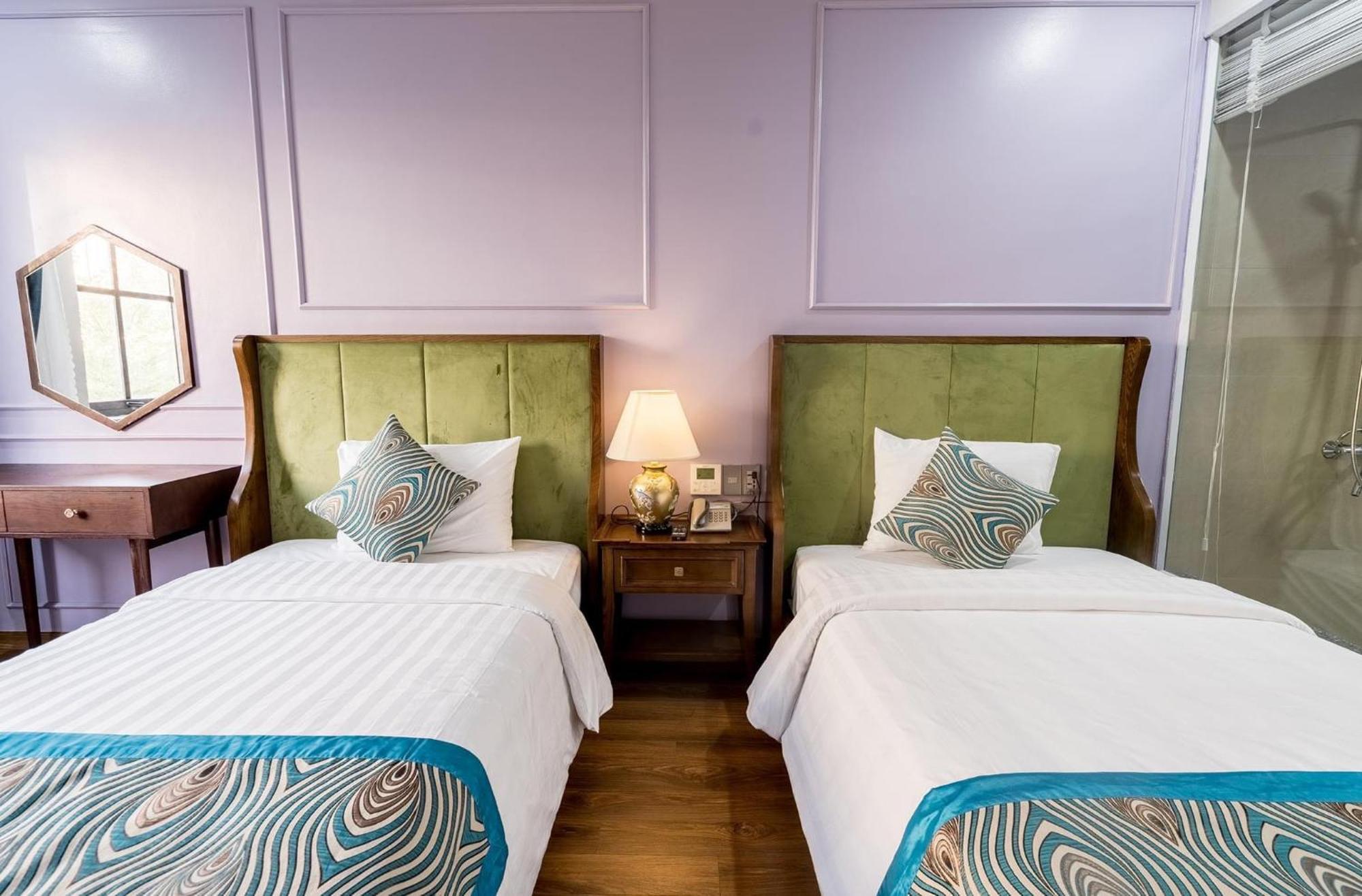 Paris Boutique Hotel Халонг Екстер'єр фото